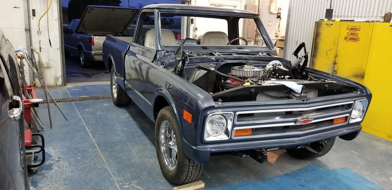 【2020RLC限定】1969 CHEVY C-10 ブルー シボレー Amazon.com: Hot Wheels 1969 Chevy C-10 Navy Blue Collectors RLC